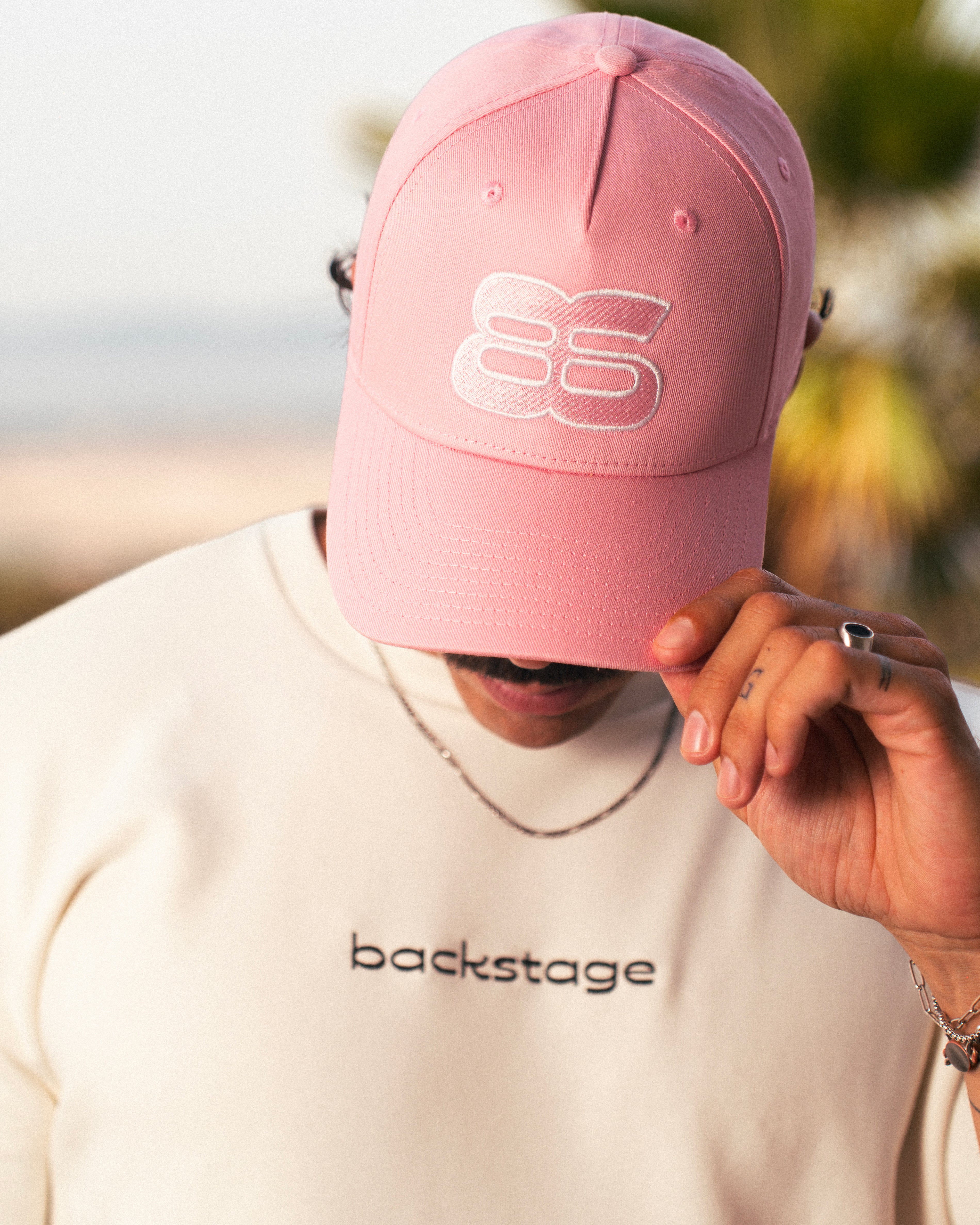 Casquette rose brodée