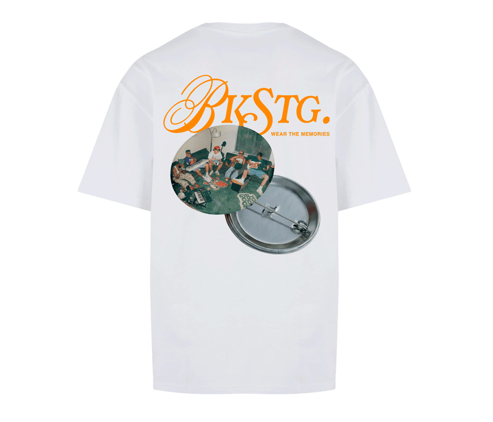Dos du t-shirt oversize Memories blanc Backstage sur fond neutre